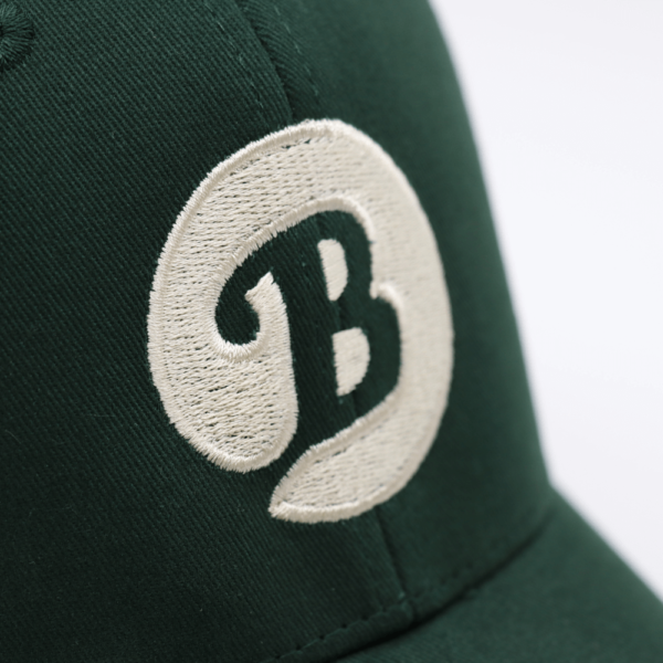 Brunos Cap Grün Logo vorne